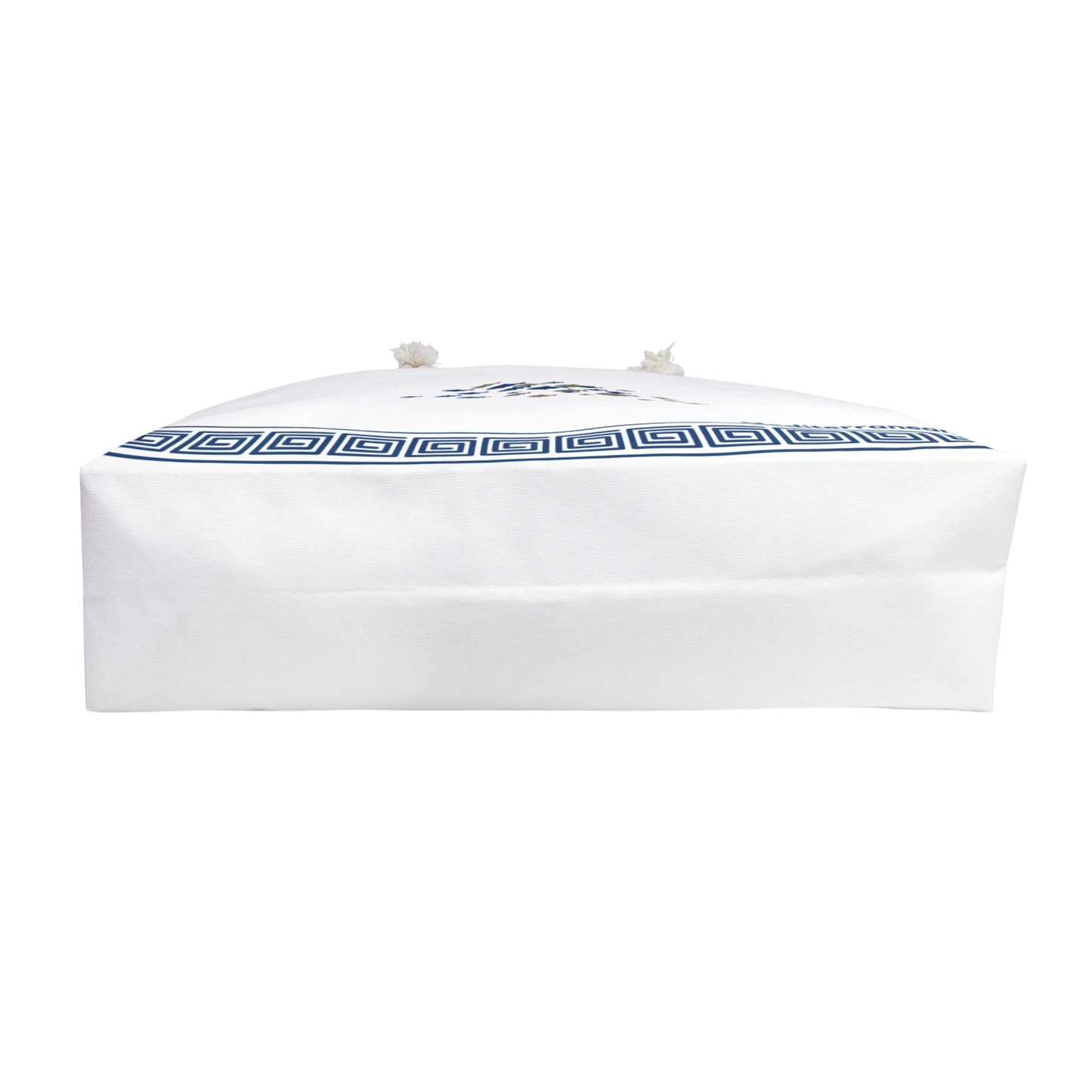 Bottom of weekender tote bag – reinforced and structured for easy packing and everyday use