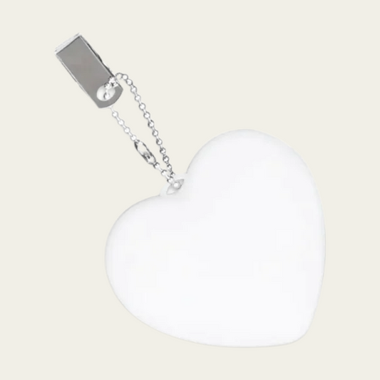 LED Heart-Shaped Handbag Light – Love in Its Simplest Form