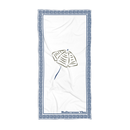 Mediterranean beach towel with “Cast Away” print – perfect travel companion with quick-dry finish