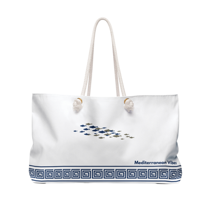Full view of rope-handle weekender bag – lightweight, wrinkle-resistant design with elegant structure